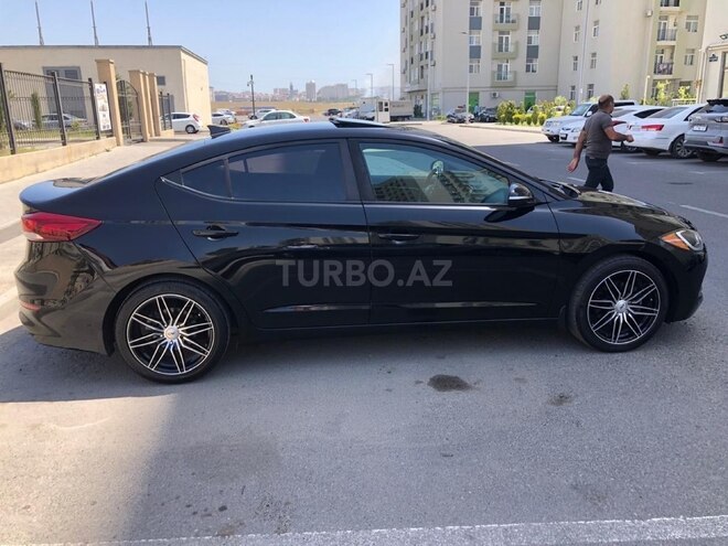 Hyundai Elantra 2018, 104,000 km - 2.0 l - Bakı
