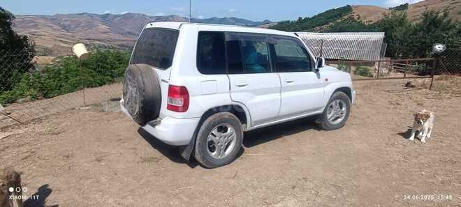 Mitsubishi Pajero io 2001, 171,860 km - 1.8 l - Lerik