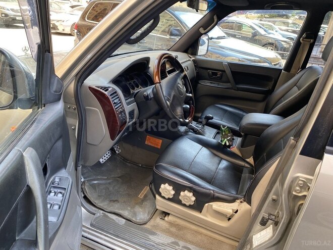 Mitsubishi Pajero 2003, 241,041 km - 3.0 l - Sumqayıt