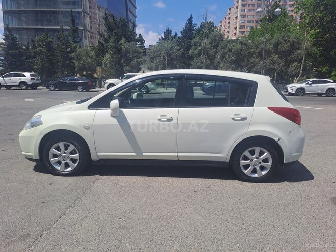 Nissan Tiida-3