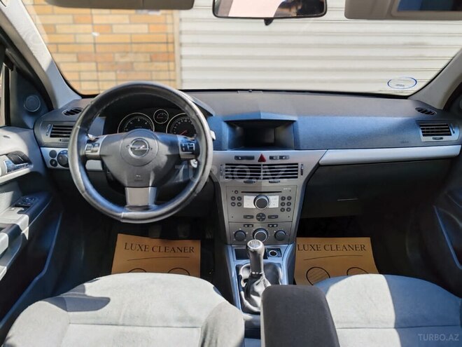 Opel Astra 2006, 214,800 km - 1.3 l - Bakı