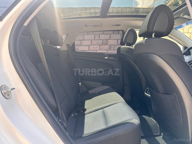 Hyundai Tucson-14