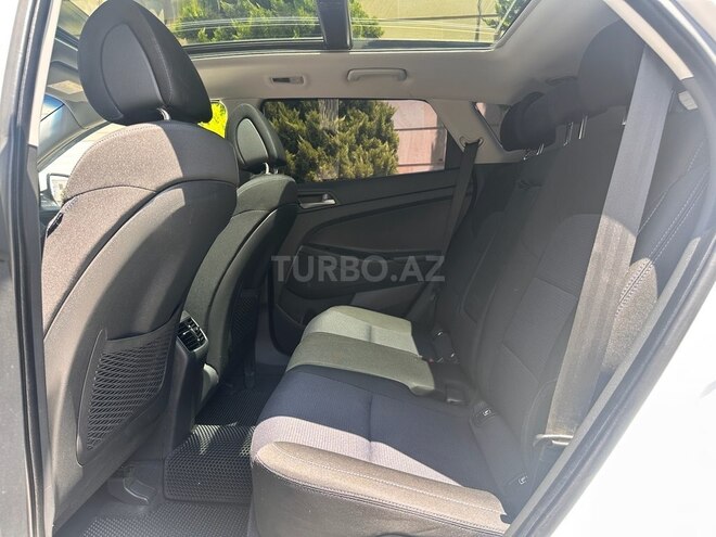 Hyundai Tucson-11