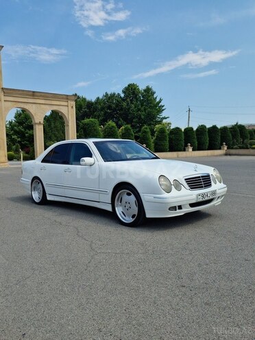 Mercedes E 320 2001, 390,000 km - 3.2 l - Bərdə
