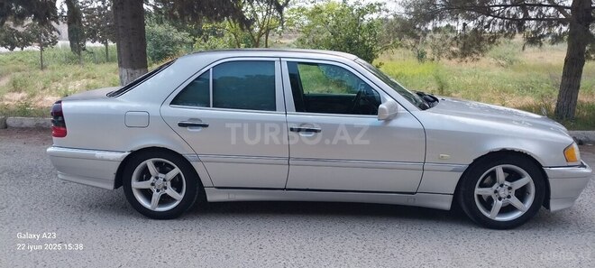 Mercedes C 200 1997, 384,888 km - 2.0 l - Salyan