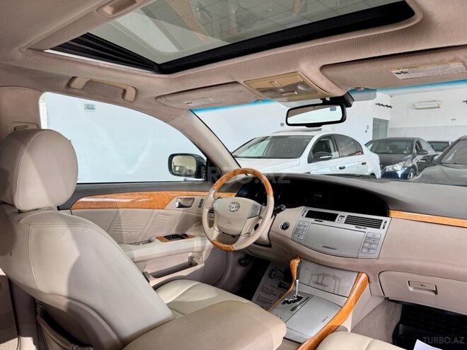 Toyota Avalon-12