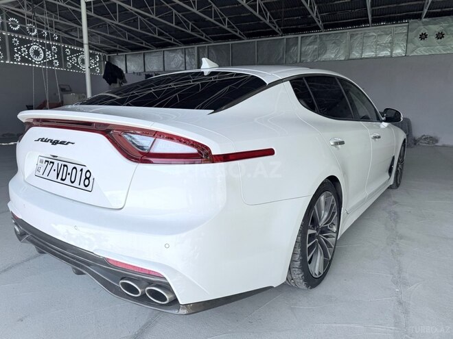 Kia Stinger-6