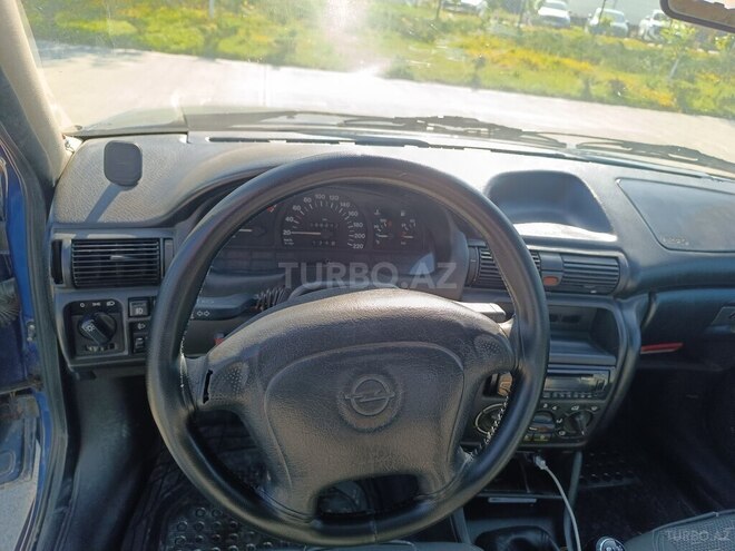 Opel Astra 1996, 588,215 km - 1.6 l - Xaçmaz
