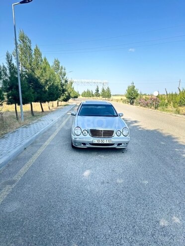 Mercedes E 240 2000, 255,007 km - 2.4 l - Masallı