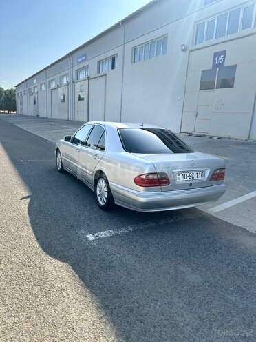 Mercedes E 240 2000, 255,007 km - 2.4 l - Masallı