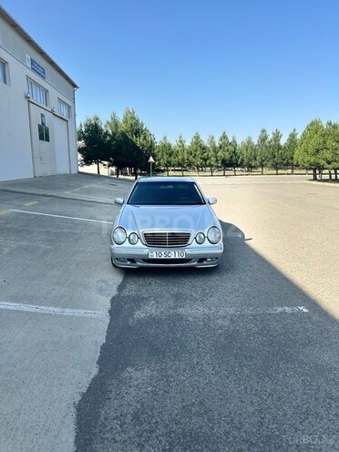Mercedes E 240 2000, 255,007 km - 2.4 l - Masallı