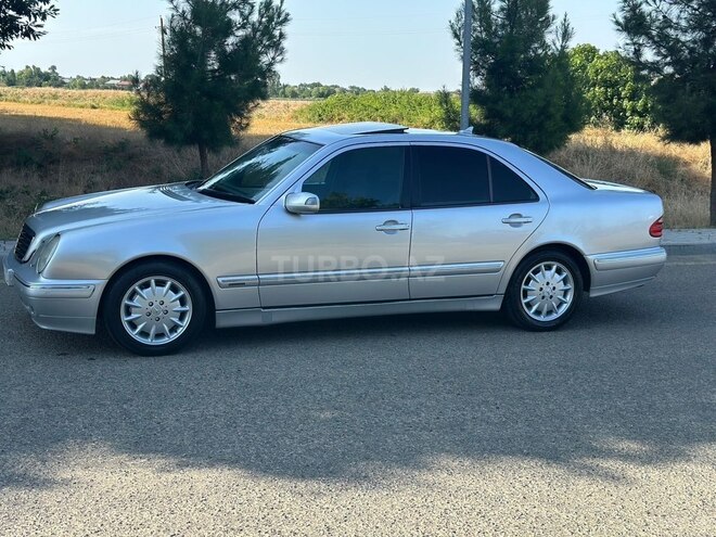 Mercedes E 240 2000, 255,007 km - 2.4 l - Masallı