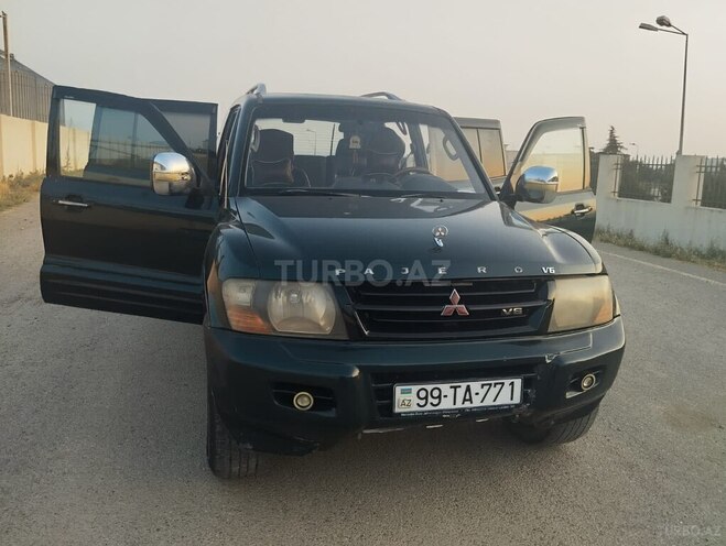 Mitsubishi Pajero 2001, 206,000 km - 3.0 l - Bakı