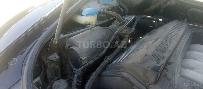 Volkswagen Touareg 2005, 123,456 km - 4.2 л - Gəncə