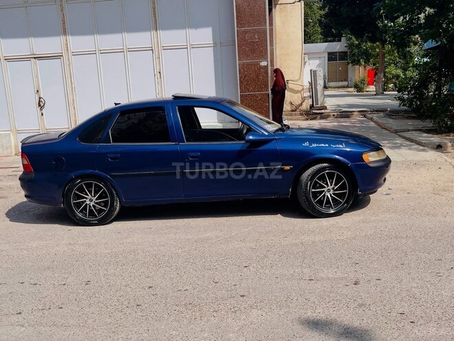 Opel Vectra-6