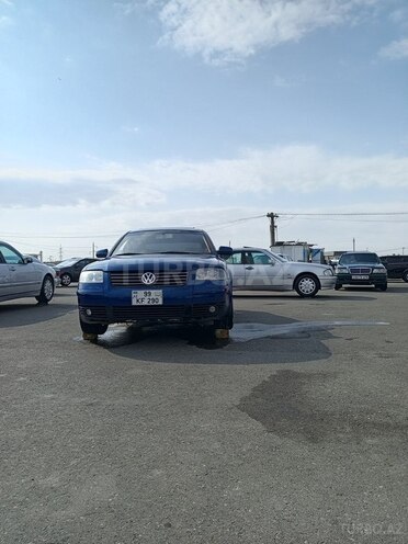 Volkswagen Passat 2001, 300,000 km - 2.8 l - Masallı