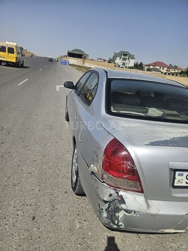 Hyundai Elantra 2002, 280,000 km - 2.0 l - Bakı