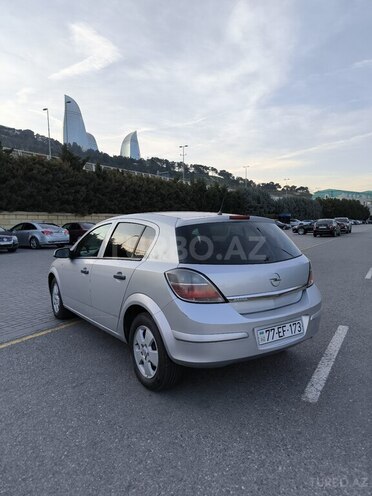 Opel Astra 2010, 190,000 km - 1.4 l - Bakı