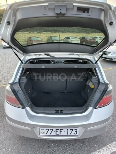 Opel Astra 2010, 190,000 km - 1.4 l - Bakı
