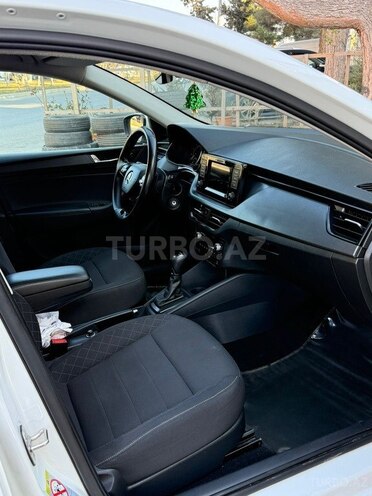 Skoda Rapid 2021, 190,000 km - 1.6 l - Bakı