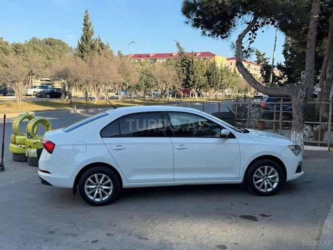 Skoda Rapid 2021, 190,000 km - 1.6 l - Bakı