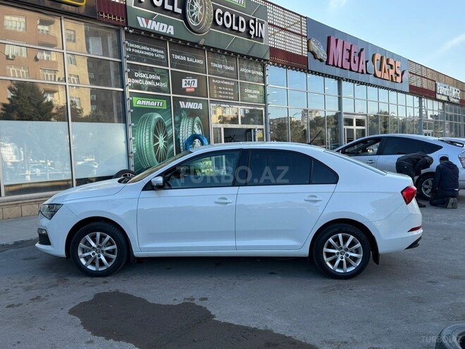 Skoda Rapid 2021, 190,000 km - 1.6 l - Bakı