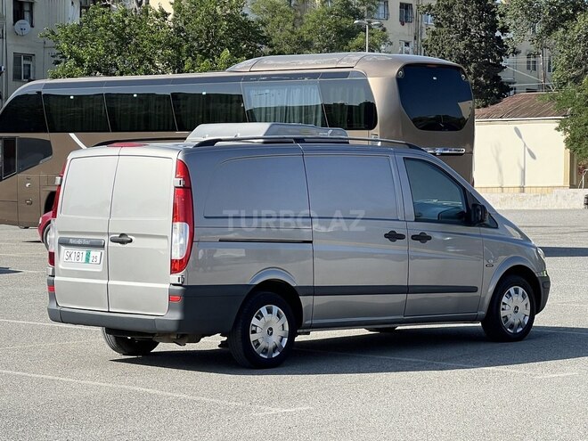Mercedes Vito 111 2010, 272,000 km - 2.2 l - Bakı