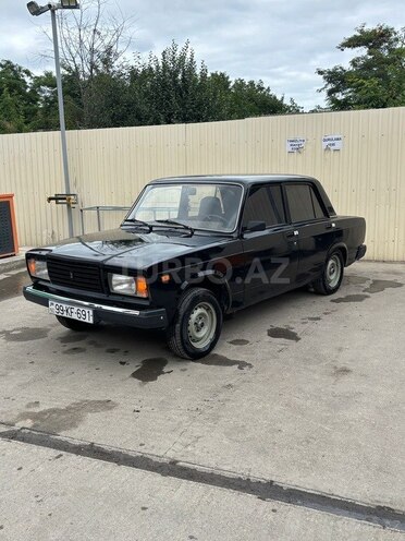 LADA (VAZ) 2107-2