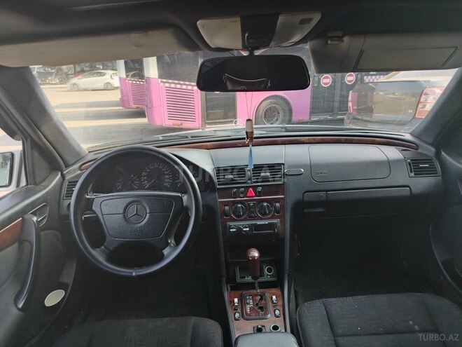 Mercedes C 180 2000, 345,800 km - 1.8 l - Bakı