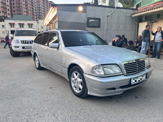 Mercedes C 180 2000, 345,800 km - 1.8 l - Bakı