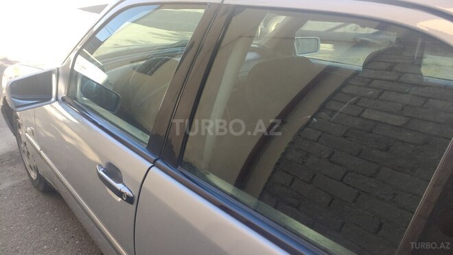 Mercedes C 200 1995, 400,000 km - 2.0 l - Bakı