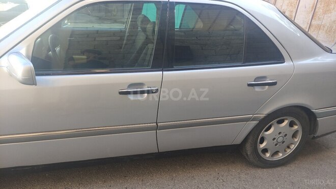 Mercedes C 200 1995, 400,000 km - 2.0 l - Bakı