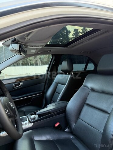 Mercedes E 220 d 2009, 290,000 km - 2.2 l - Bakı