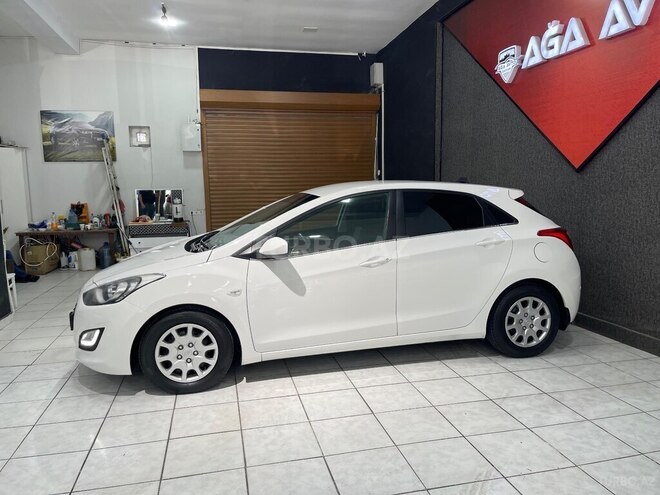 Hyundai i30-3