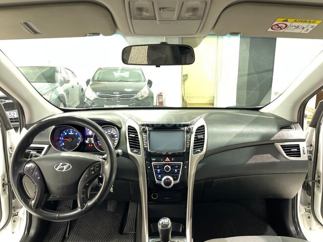 Hyundai i30-9
