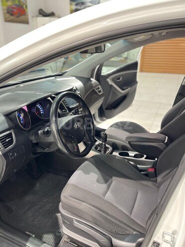 Hyundai i30-10