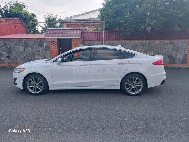 Ford Fusion (North America) 2019, 154,121 km - 1.5 l - Qax