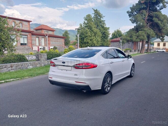 Ford Fusion (North America) 2019, 154,121 km - 1.5 l - Qax