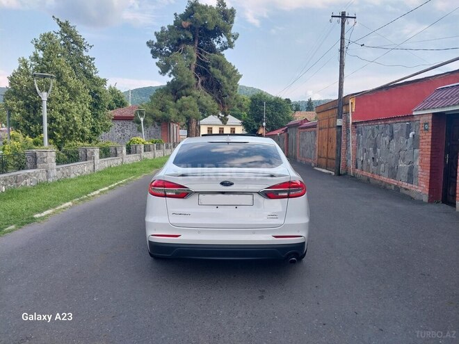 Ford Fusion (North America) 2019, 154,121 km - 1.5 l - Qax