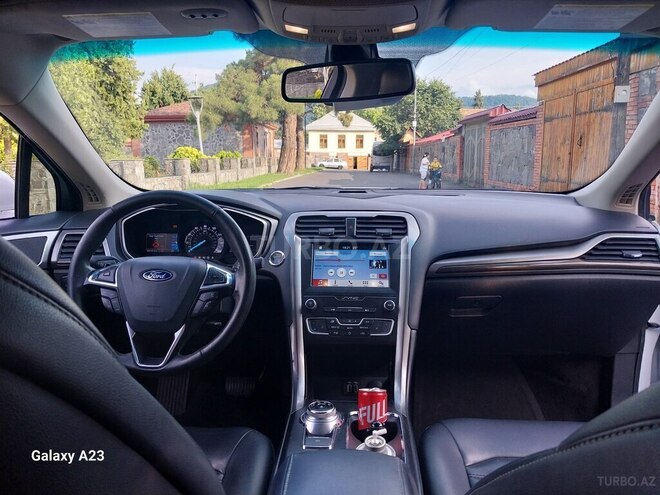 Ford Fusion (North America) 2019, 154,121 km - 1.5 l - Qax