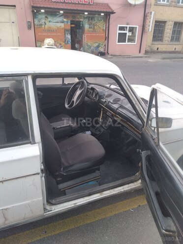 LADA (VAZ) 2106 1980, 80,000 km - 1.5 l - Quba