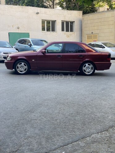 Mercedes C 200 1995, 212,150 km - 2.0 l - Bakı