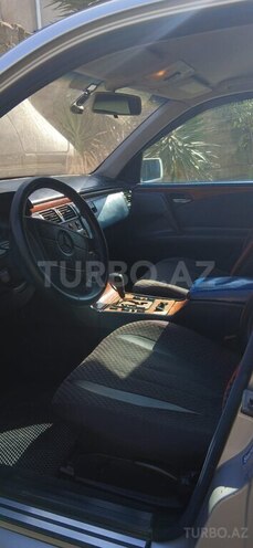 Mercedes E 220 d 1998, 450,000 km - 2.2 л - Bakı