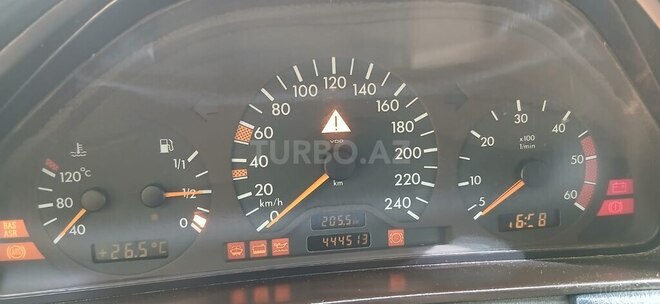 Mercedes E 220 d 1998, 450,000 km - 2.2 л - Bakı