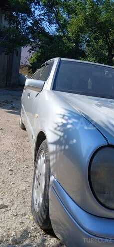 Mercedes E 220 d 1998, 450,000 km - 2.2 л - Bakı