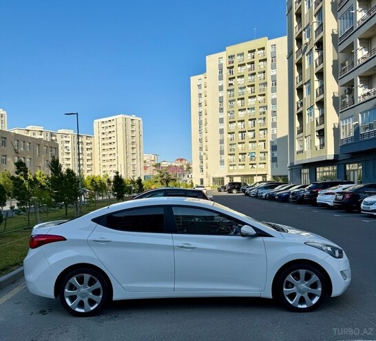 Hyundai Elantra 2011, 277,000 km - 1.8 l - Bakı