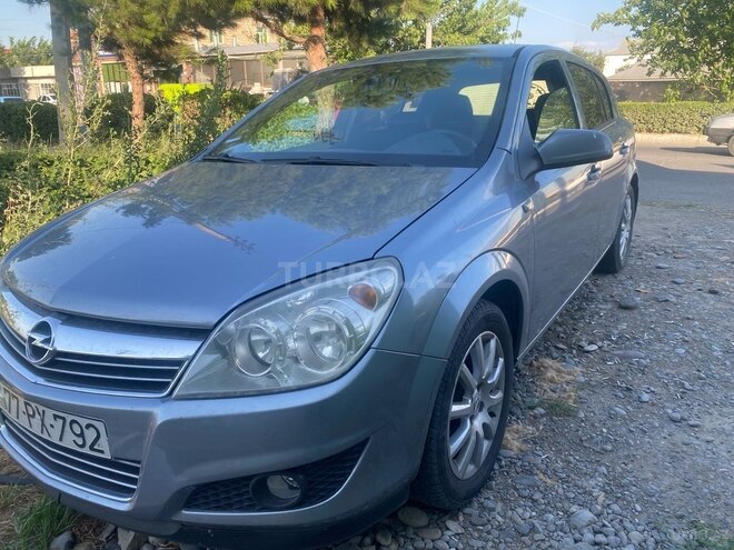 Opel Astra 2009, 255,555 km - 1.4 l - Bərdə