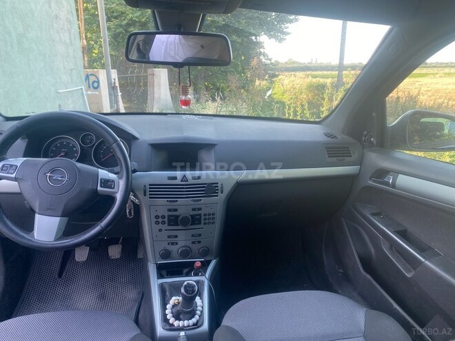 Opel Astra 2009, 255,555 km - 1.4 l - Bərdə