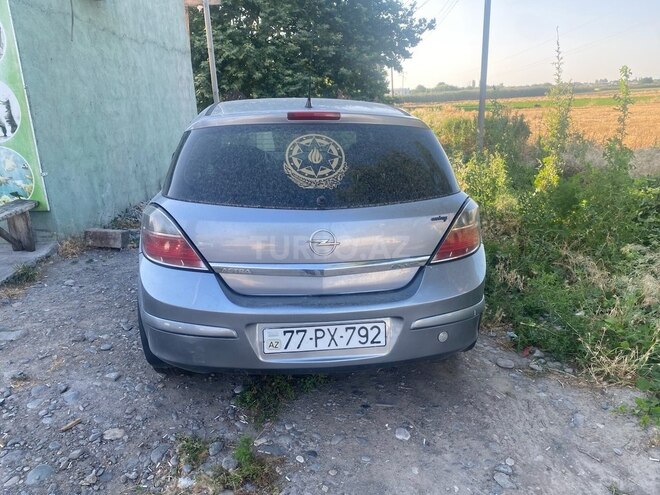 Opel Astra 2009, 255,555 km - 1.4 l - Bərdə