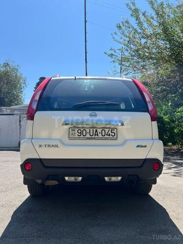 Nissan X-Trail 2013, 338,000 km - 2.5 l - Bakı